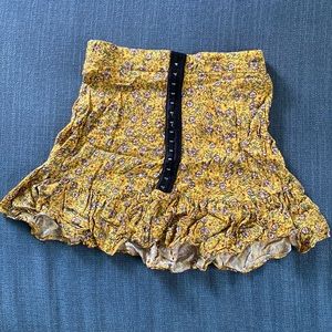 Floral mini skirt